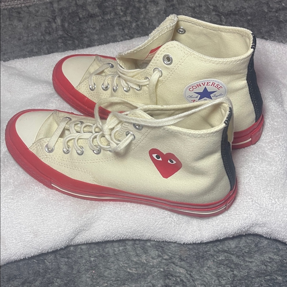 Comme des Garçon Converse Cream and Red High-Tops with Heart Design